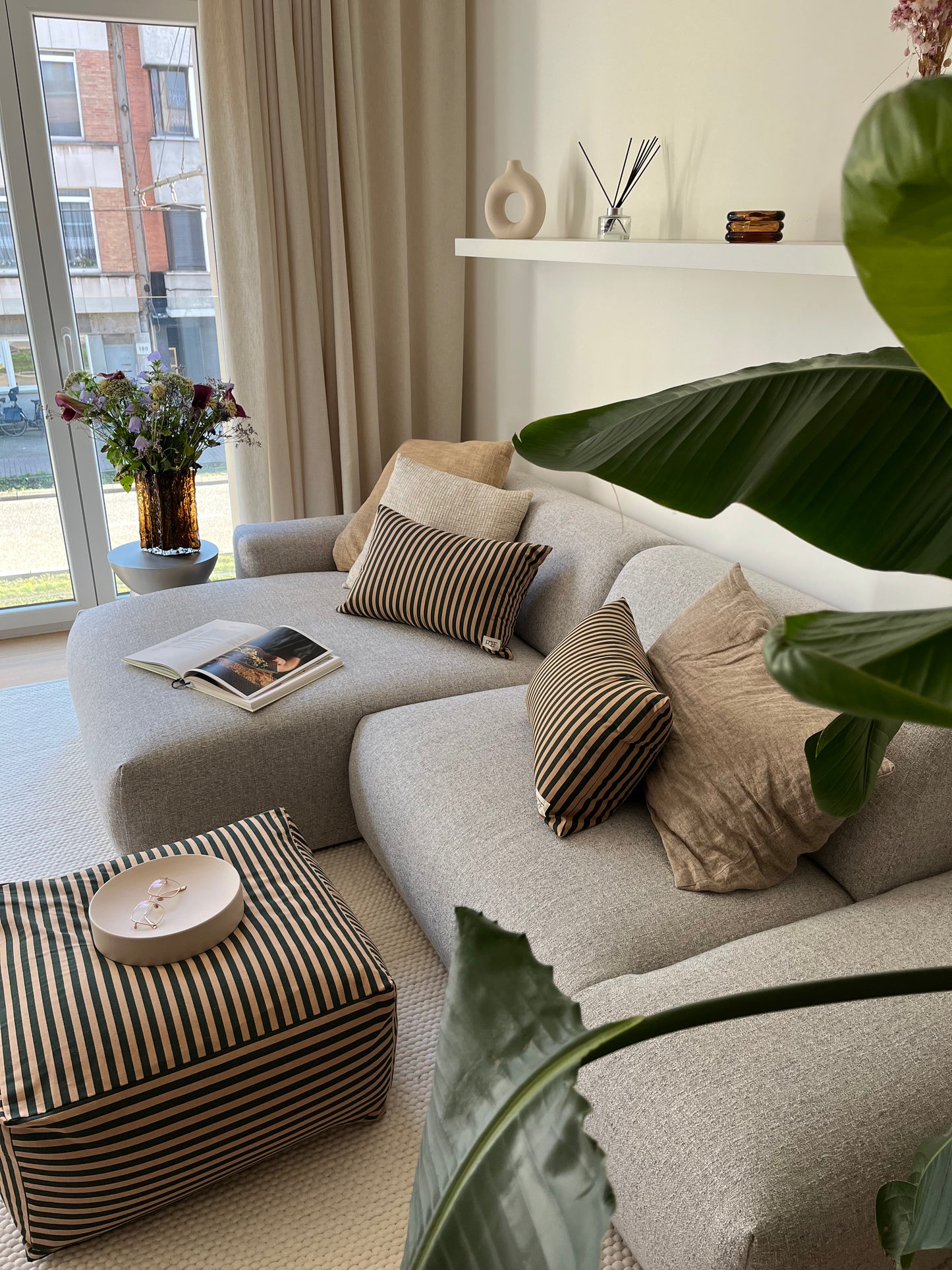 Beige striped pouf
