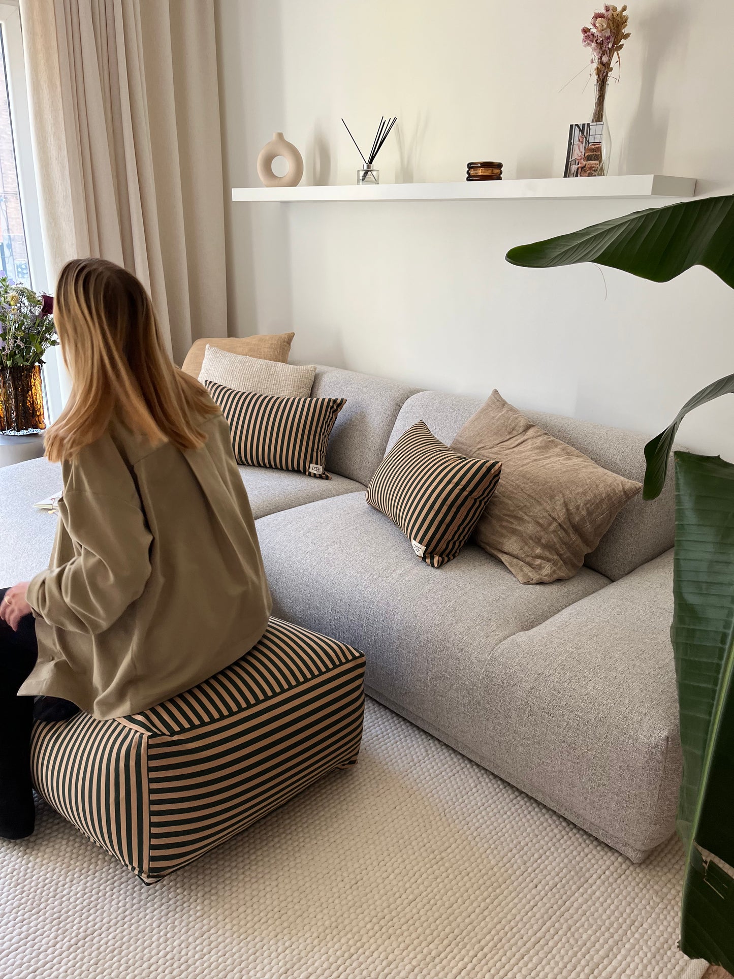 Beige striped pouf