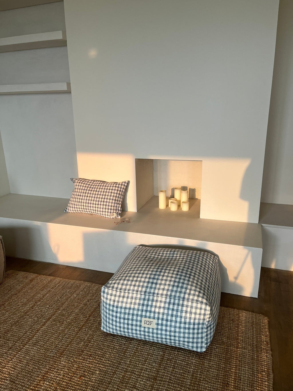 Coastal Linen Cushion - POEF